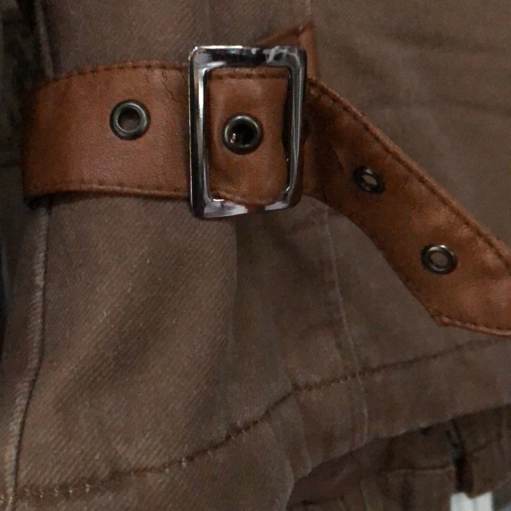 Jacket - Picture 7 of 9